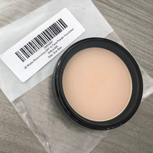 Stila Makeup - 30 Watts Illuminating SPF 12 Powder Foundation NEW Stila Makeup - 30 Watts Illuminating SPF 12 Powder Foundation NEW